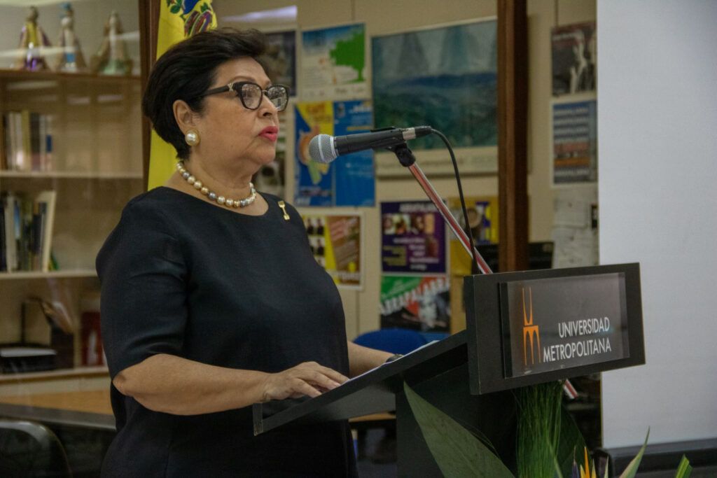 Ivanova Decán Gambús