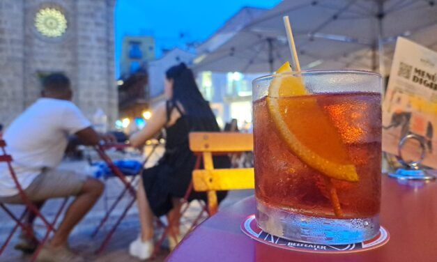 Robusto Bar y Mesa Restaurante celebran la Negroni Week